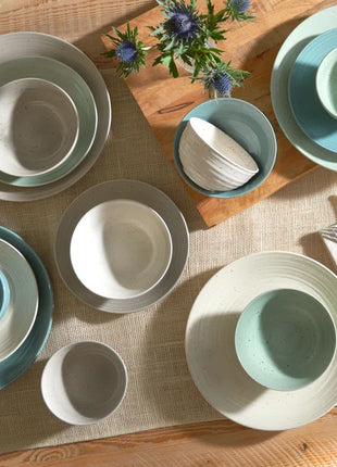 Mixed 16 Piece Dinnerware Set